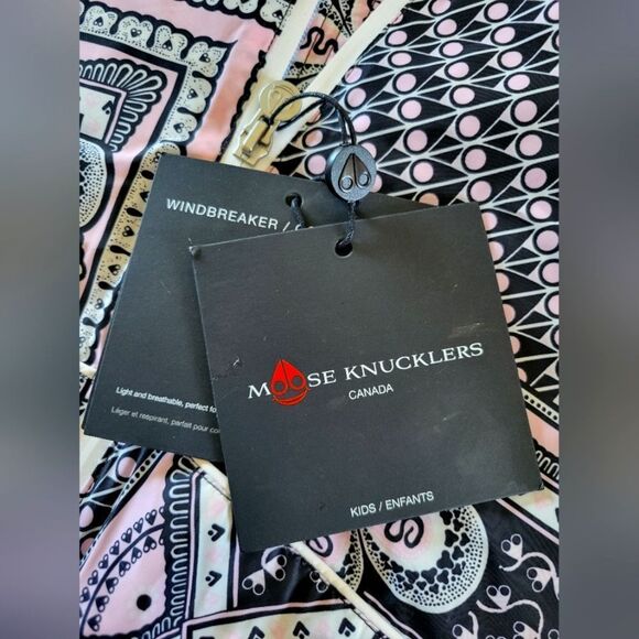 Moose Knuckles Canada Weather Resistant Patterned Hooded Jacket For Girls, Small - Picture 4 of 7